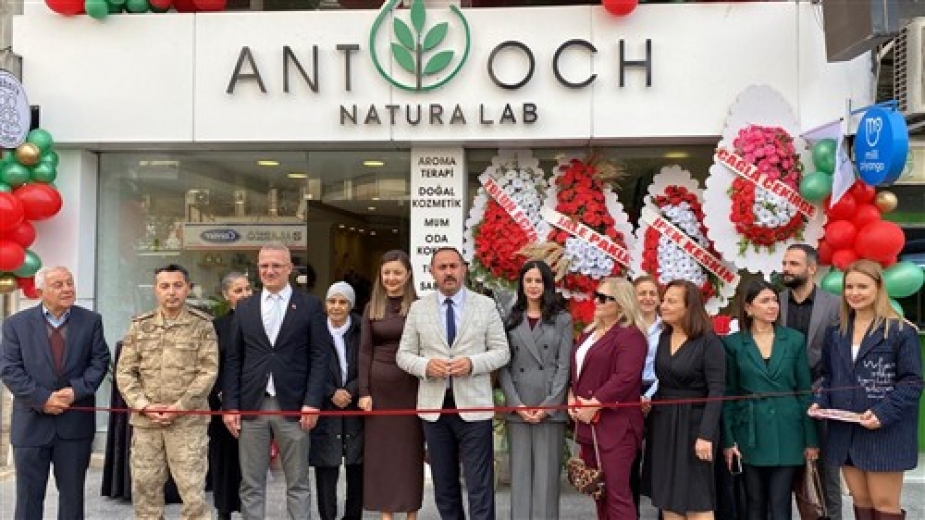 ANTIOCH NATURA LAB KAPILARINI AÇTI. 