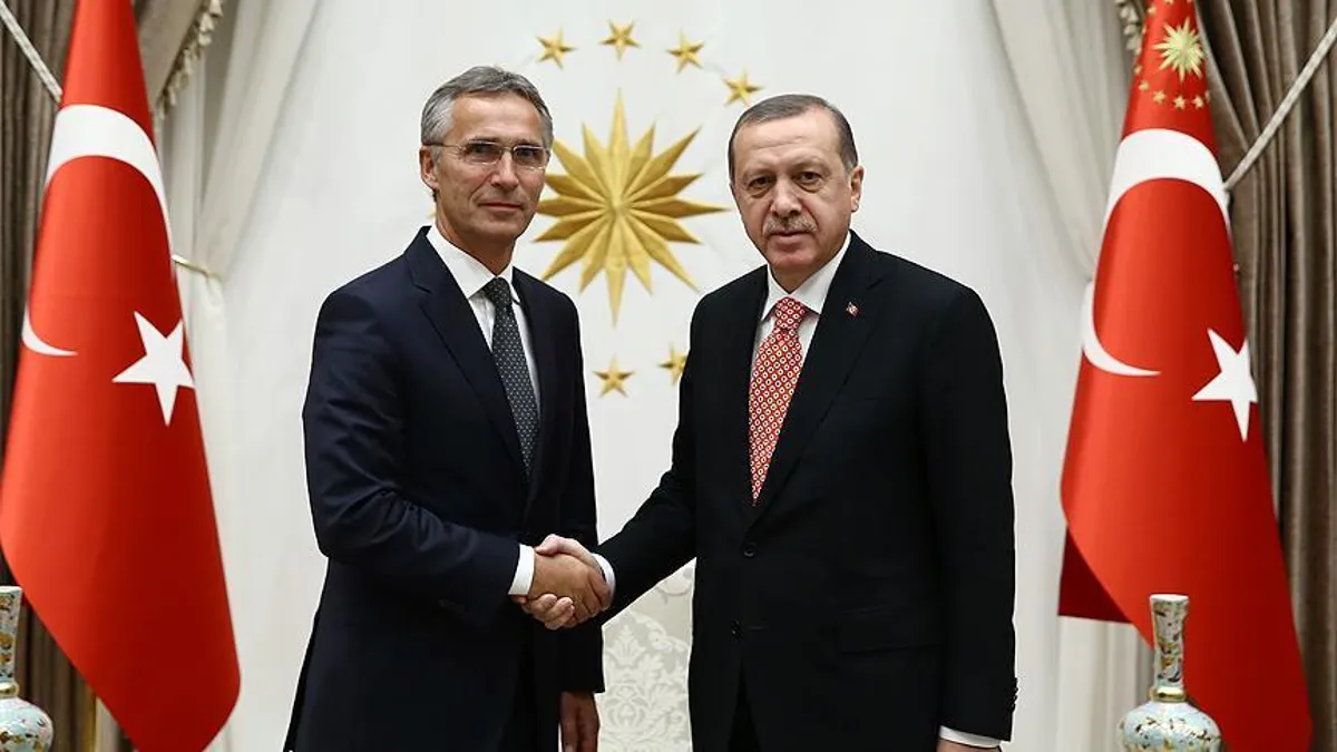 NATO Genel Sekreteri ile görüşen Cumhurbaşkanı Erdoğan, İsveç ve Finlandiya'nın üyeliklerine onay vermek için 2 şart sundu - Haberler