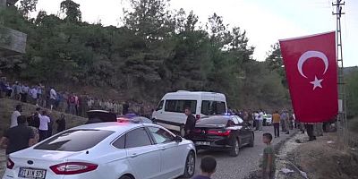 Bakan Kirişci, av koruma ve kontrol görevlisi Mehmet Ali Koşar'ın ailesini ziyaret etti