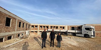 BAŞKAN YALÇIN’DAN HUZUREVİ, İLKOKUL VE ÇOK AMAÇLI SALON İNŞAATINDA İNCELEME 