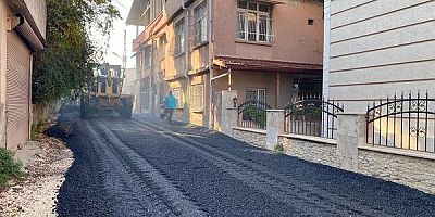 DEFNE BELEDİYESİ YOL ÇALIŞMALARINDA HIZ KESMİYOR