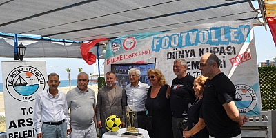 Dünya Footvolley Şampiyonası eleme maçları Hatay'ın Arsuz ilçesinde yapılacak.