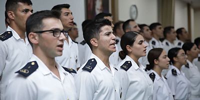 GELECEĞİN DENİZCİLERİ İSTE’DE MESLEK YEMİNİ ETTİ