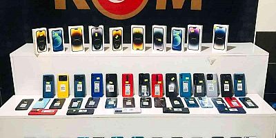 Hatay'da 75 kaçak telefon ele geçirildi