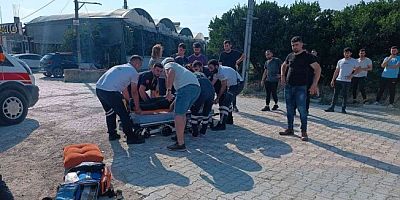 Hatay'da iki motosikletin çarpıştığı kazada 3 kişi yaralandı.