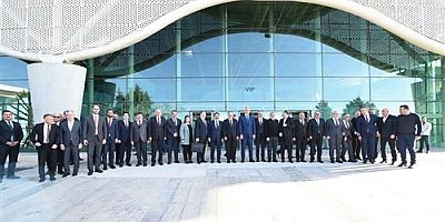 Kültür ve Turizm Bakanı Ersoy, Hatay’da Kültür ve Turizm Bakanı Mehmet Nuri Ersoy, bir dizi program için geldiği Hatay'da basın toplantısı düzenledi.