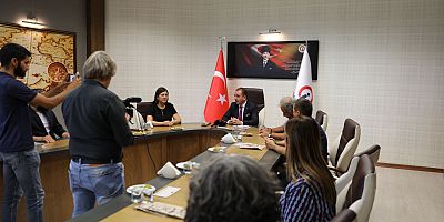 REKTÖR DEPCİ BASIN MENSUPLARIYLA BİR ARAYA GELDİ