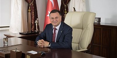 SAVAŞ’TAN, HATAY'IN DEMOGRAFİK YAPISINA DIKKAT ÇEKEN İLBER ORTAYLI'YA TEŞEKKÜR 
