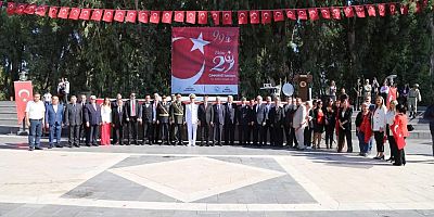 YÜKSELİŞ KOLEJİ YİNE YAPTI YAPACAĞINI! YÜKSELİŞ KOLEJİ BANDOSU ARSUZ CUMHURİYET KUTLAMALARINA DAMGA VURDU!