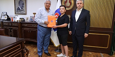 ‘YÜKSELİŞ’TEN İSTANBUL ERKEK LİSESİNE!